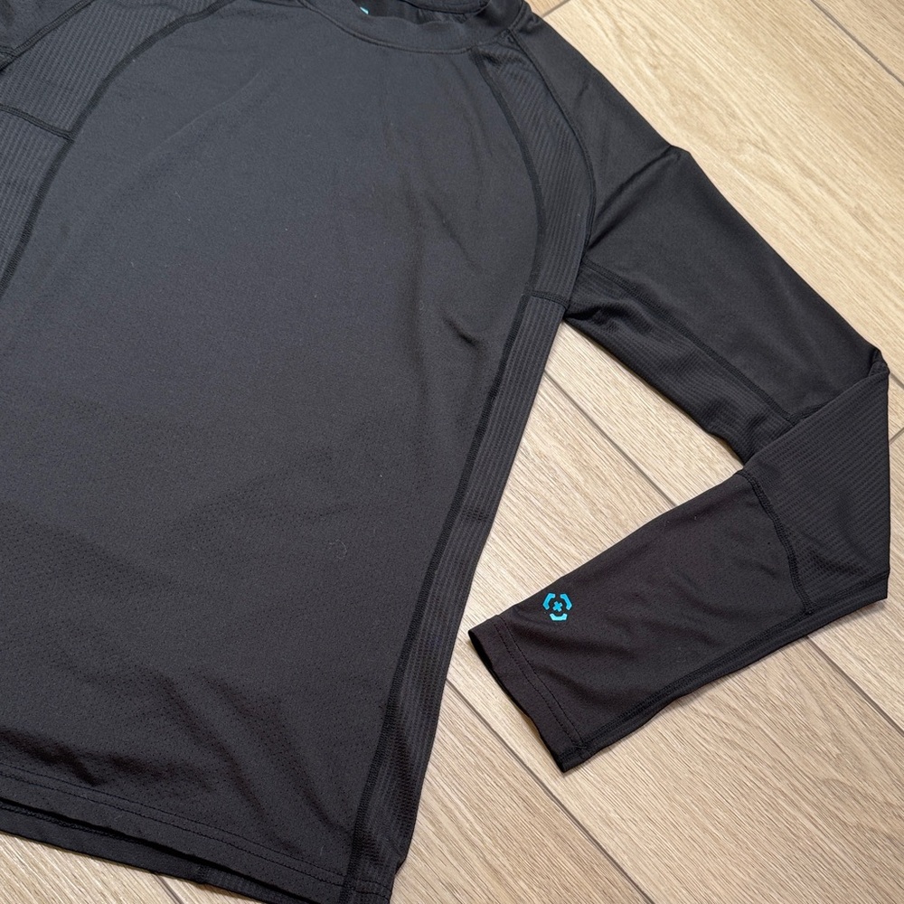 AXIAL Womans Medium Black Base Layer Long Sleeve Thermal